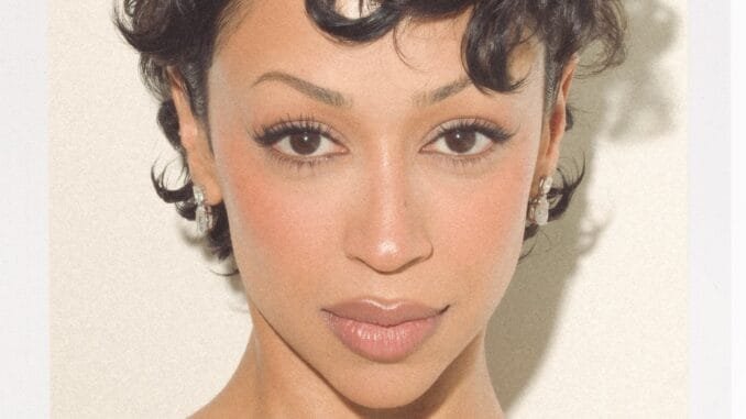 Liza Koshy Image