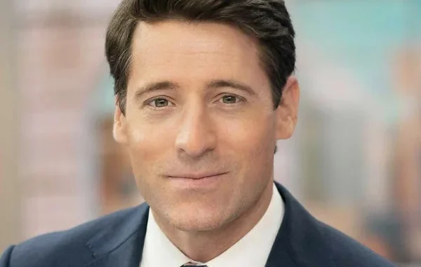 Tony Dokoupil