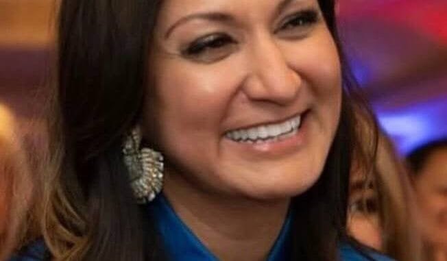Amna Nawaz Age Bio Husband PBS Family Salary Net Worth