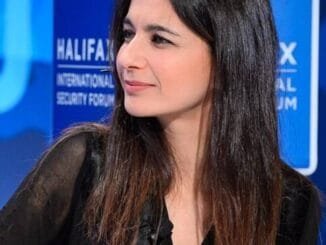 Yalda Hakim Photo
